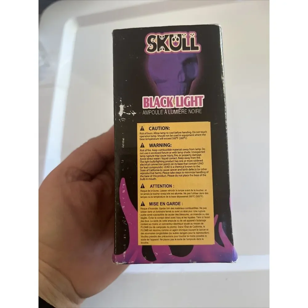 VTG Skull 90’s Purple Black Light Bulb Goth Gothic Scary Blacklite Halloween 3D